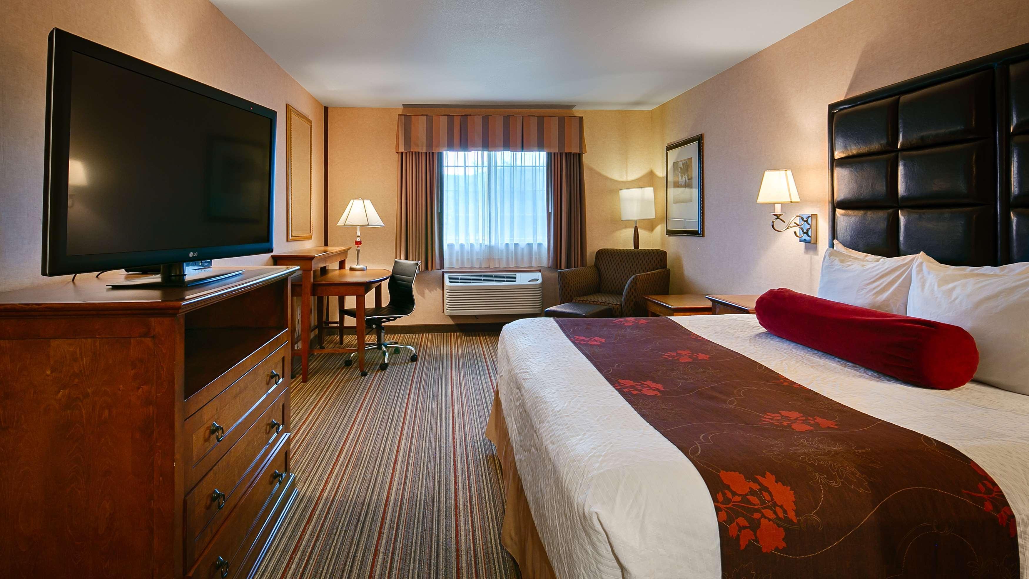Best Western Plus Rama Inn & Suites 라그란데 외부 사진