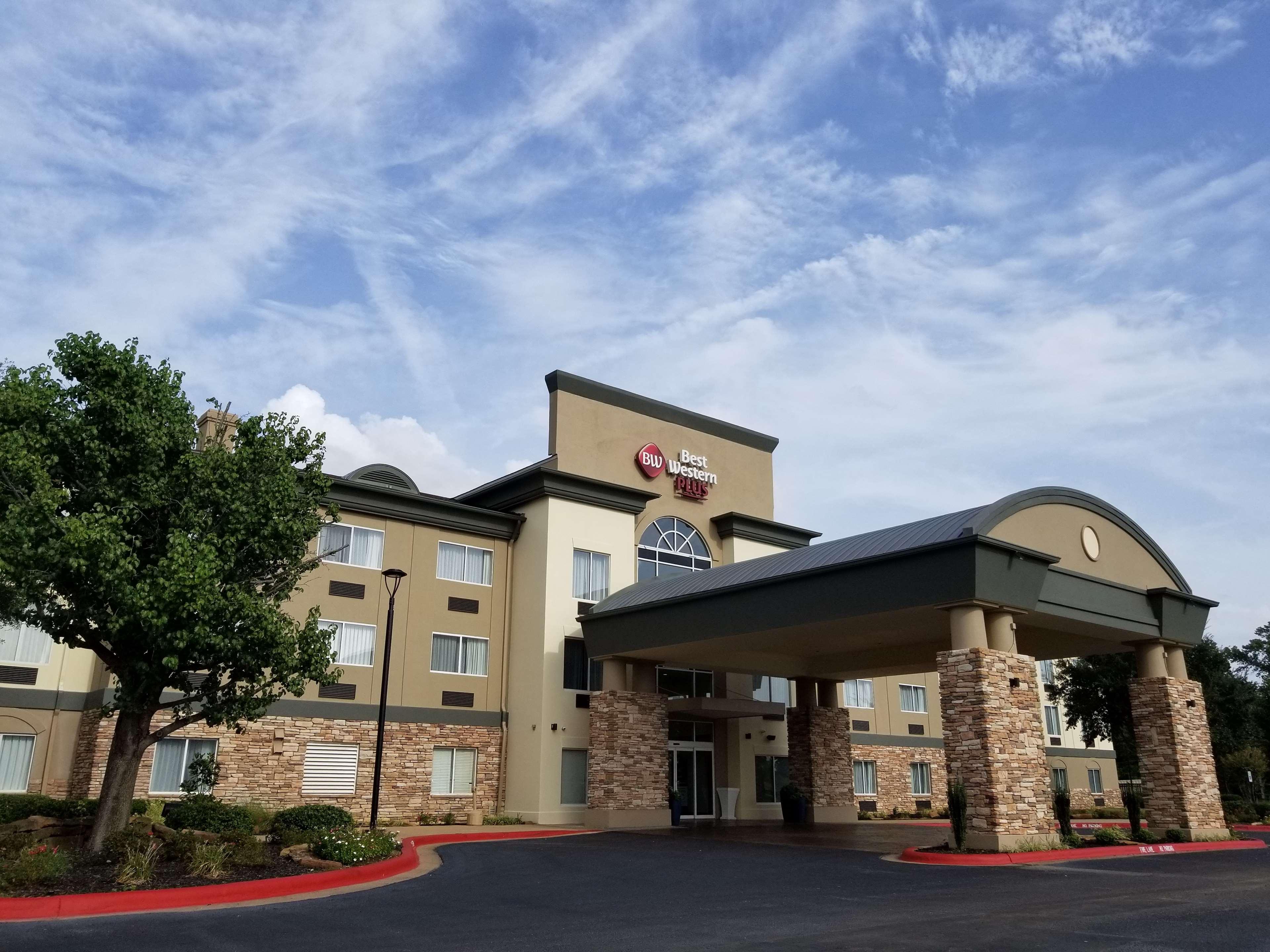 Best Western Plus Rama Inn & Suites 라그란데 외부 사진